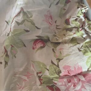 European- style Floral set of pillow shams with Pink and Green Design..cotton
